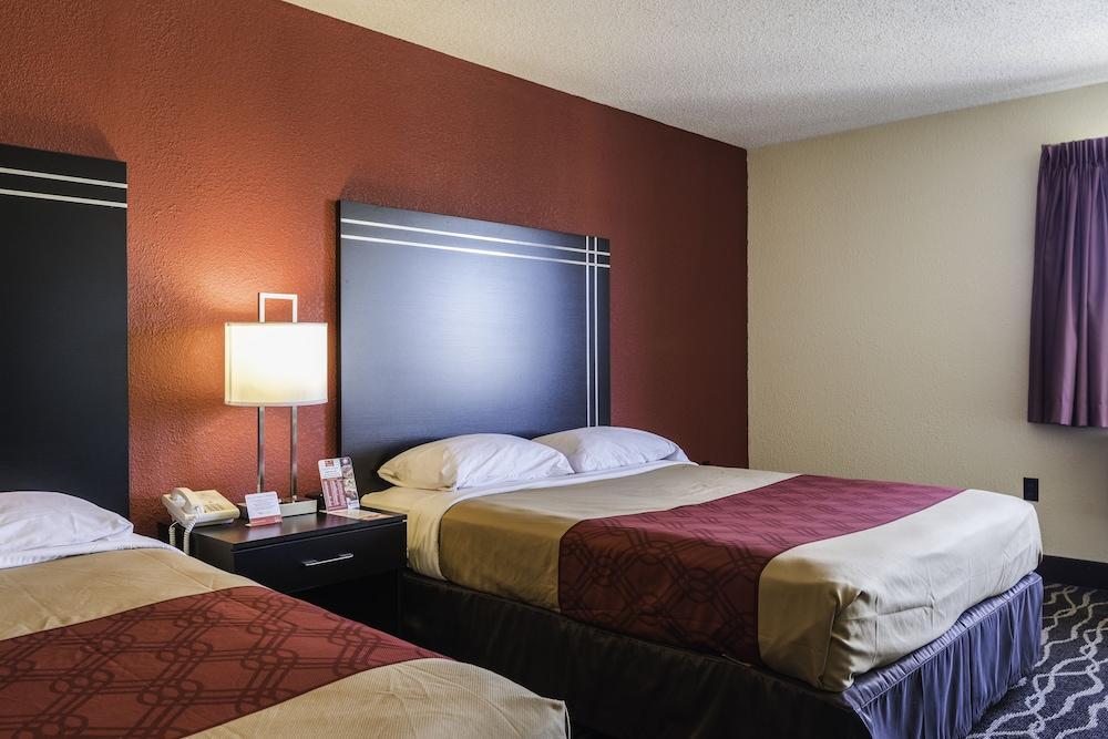 Econo Lodge Cleveland Southeast - Kent Streetsboro Exteriör bild