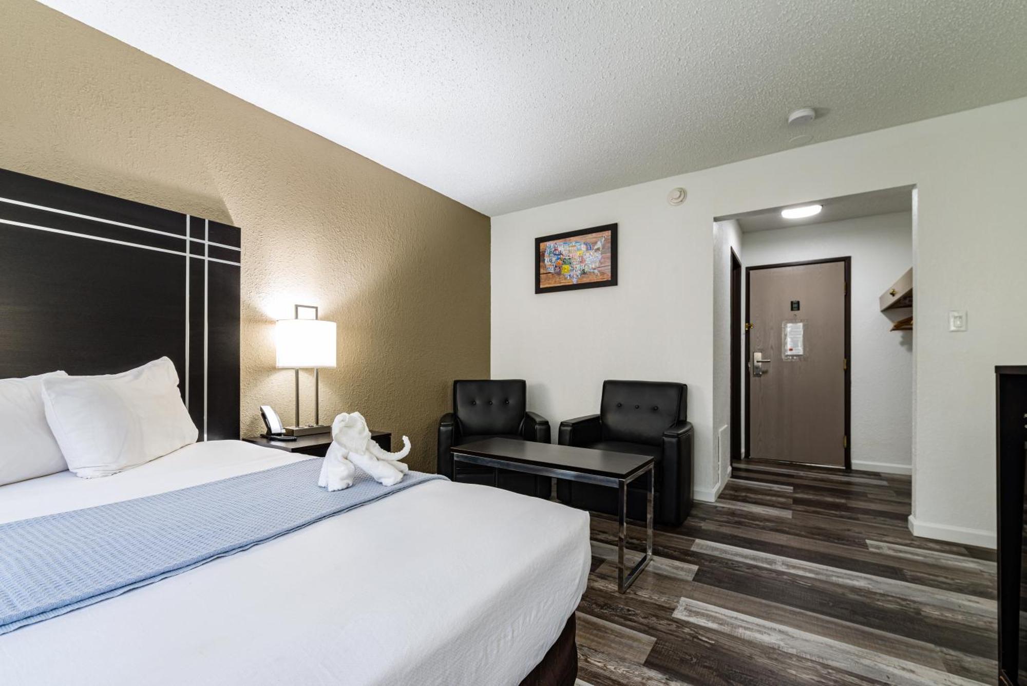 Econo Lodge Cleveland Southeast - Kent Streetsboro Exteriör bild