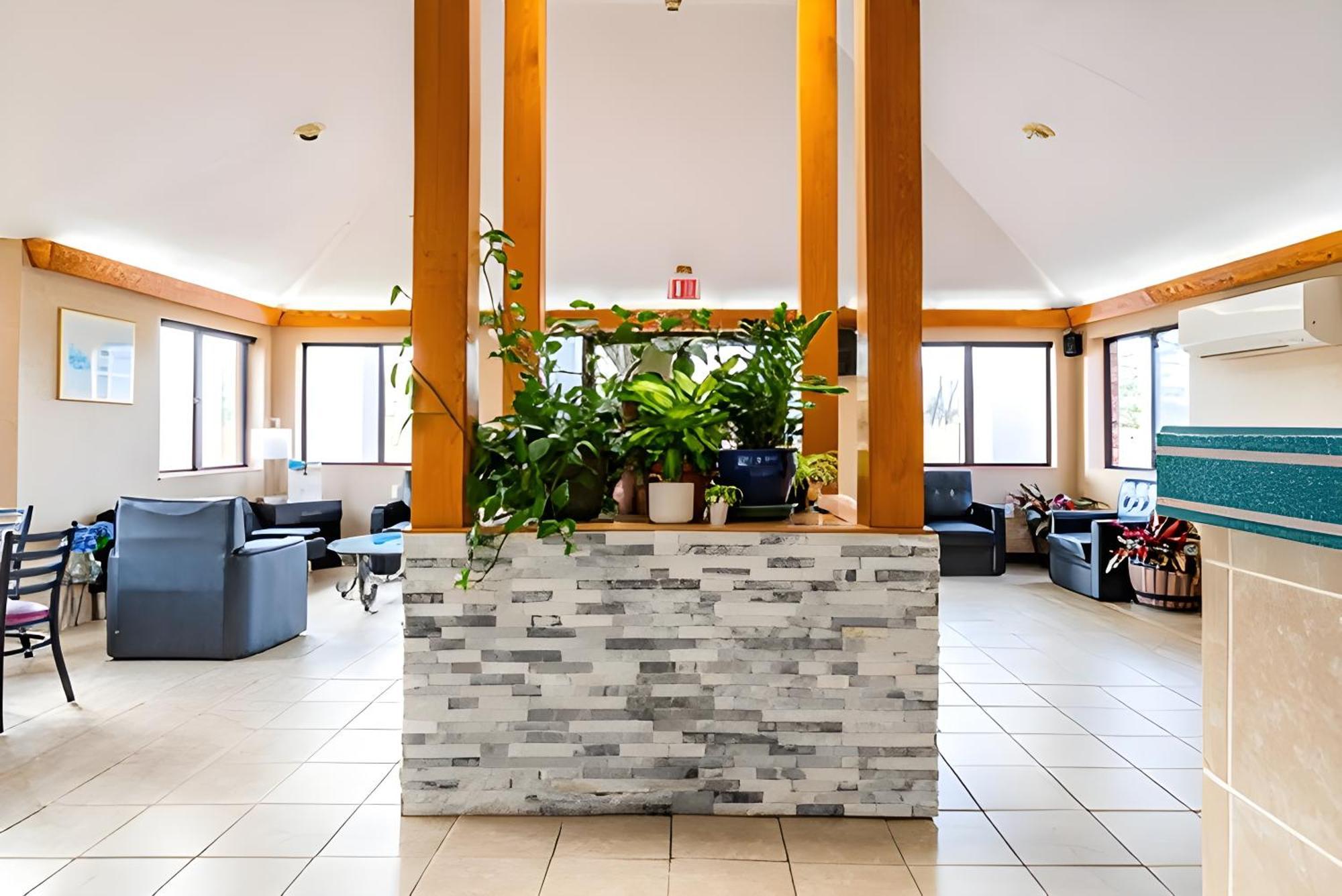 Econo Lodge Cleveland Southeast - Kent Streetsboro Exteriör bild